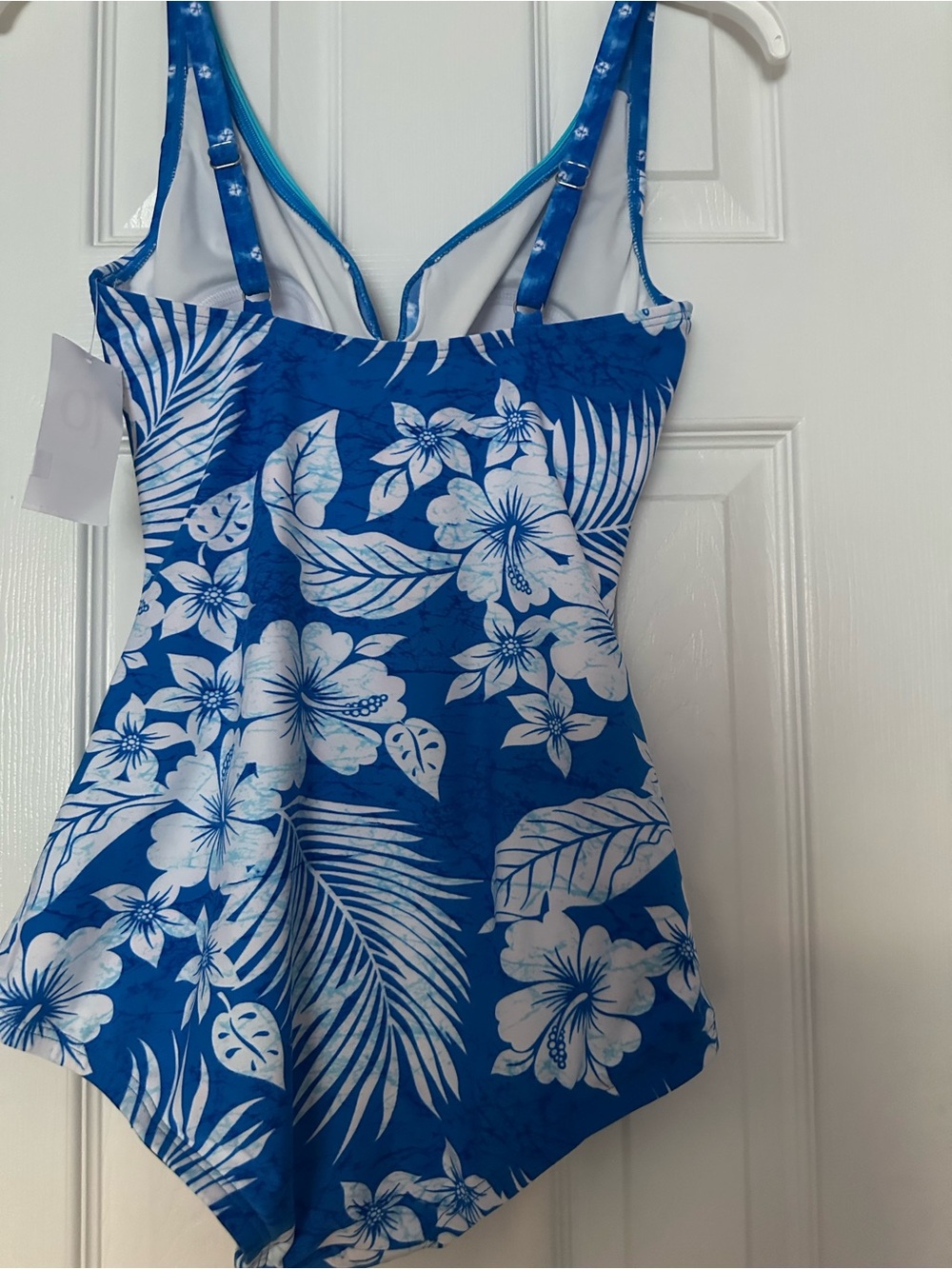 Swimsuit - Picture 1 of 6